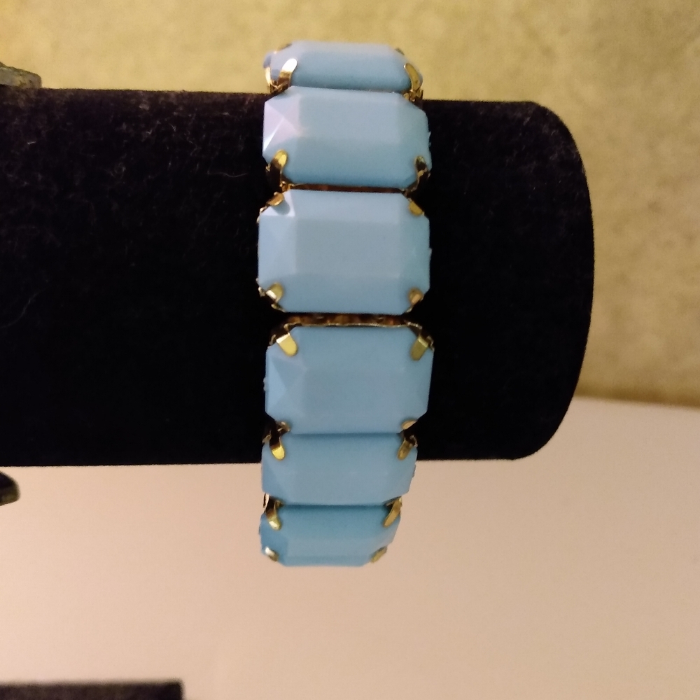 Blue and gold bracelet